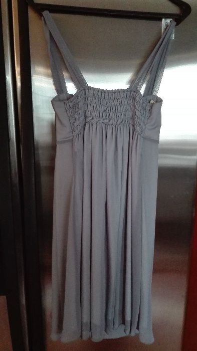 Vestido cerimónia cinza claro