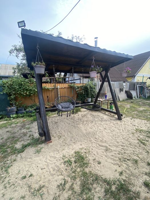 У продажу новий будинок в центрі м. Самар