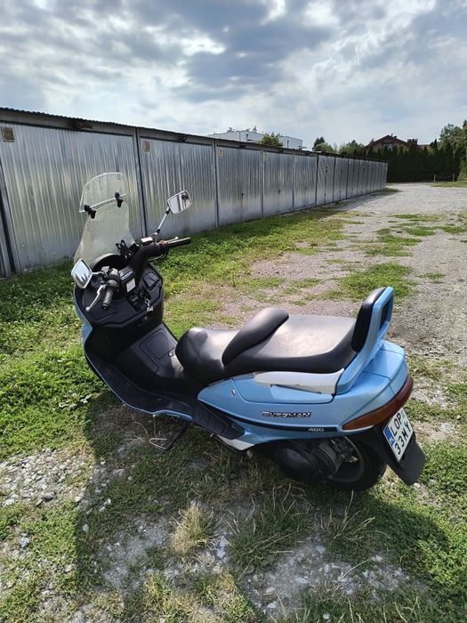 Suzuki Burgman 400