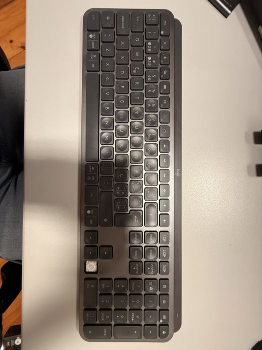 Rato Logitech MX Keys