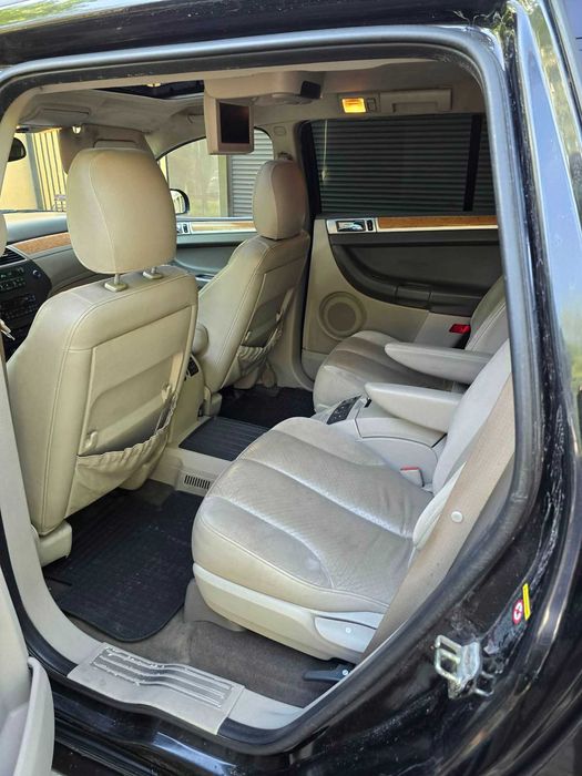 Chrysler pacifica