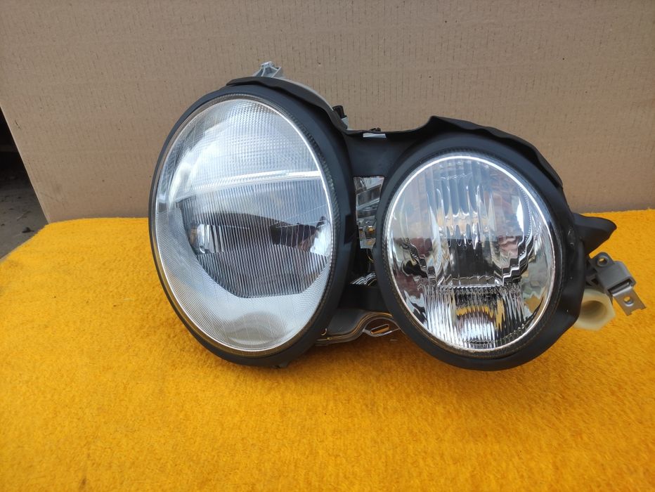 Фара нова Mercedes E-class W210 95-98р права фара мерседес е класс 210