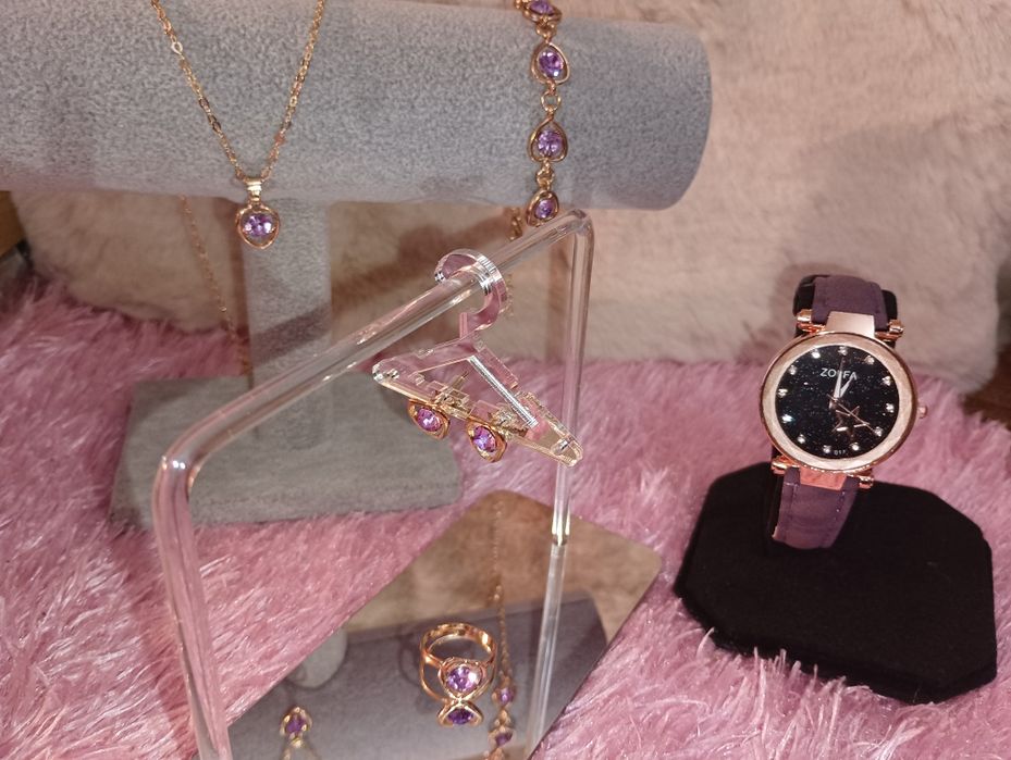Conjunto Relógio com acessórios