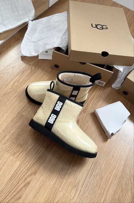 Ugg clear mini 36 p