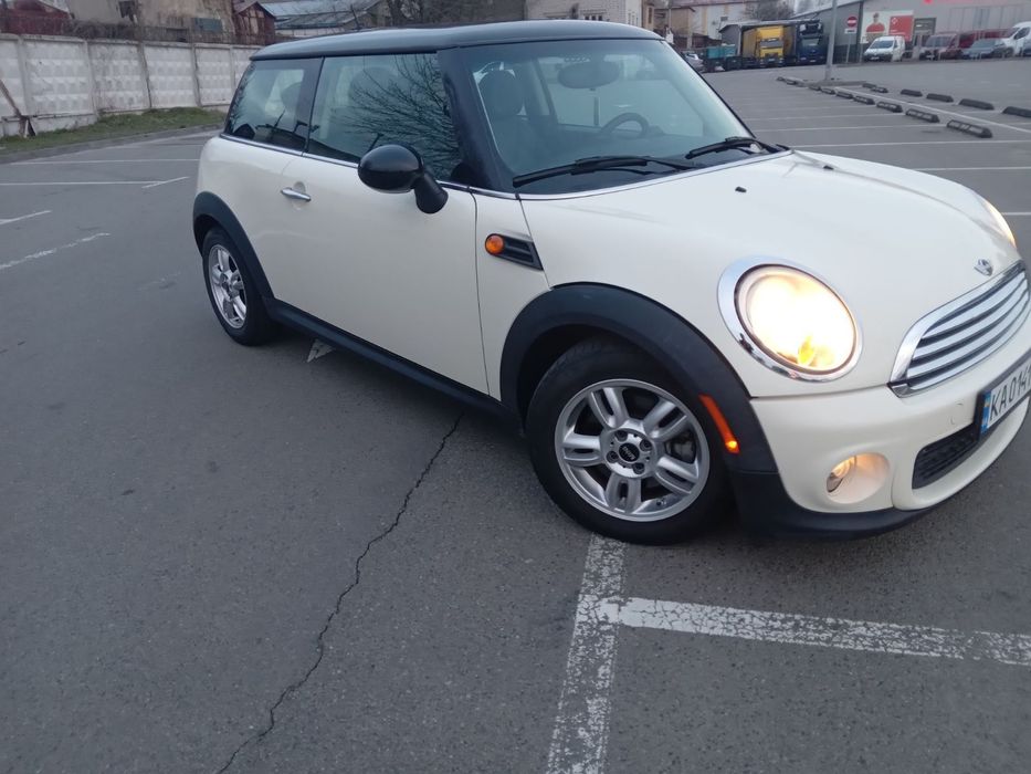 Продам Mini Cooper