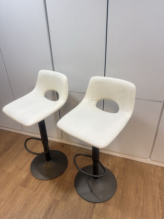 Balcão para clinica com tampo de vidro