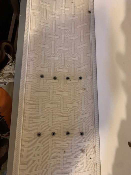 Colchão branco de casal