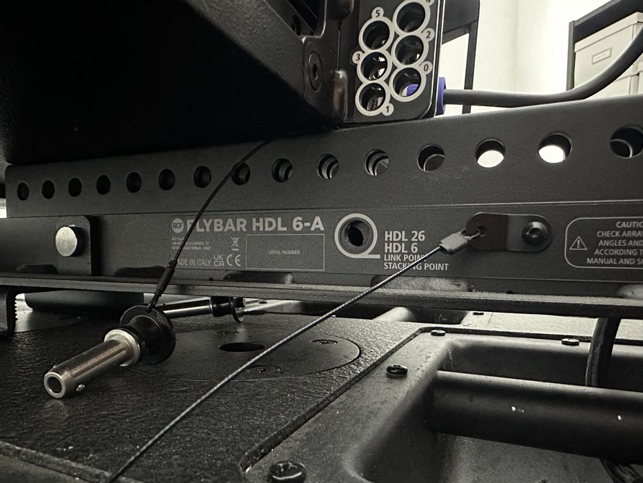 SISTEMA DE SOM PROFISSIONAL – LINE ARRAY + SUBS