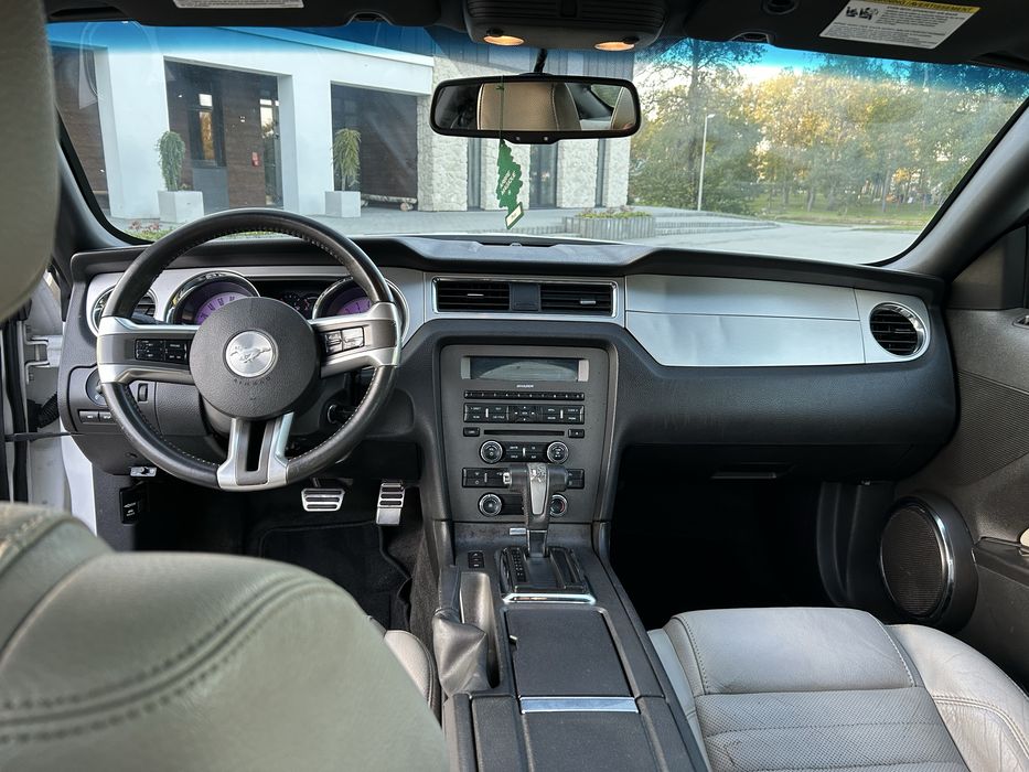 Ford Mustang 2011r 3.7v6