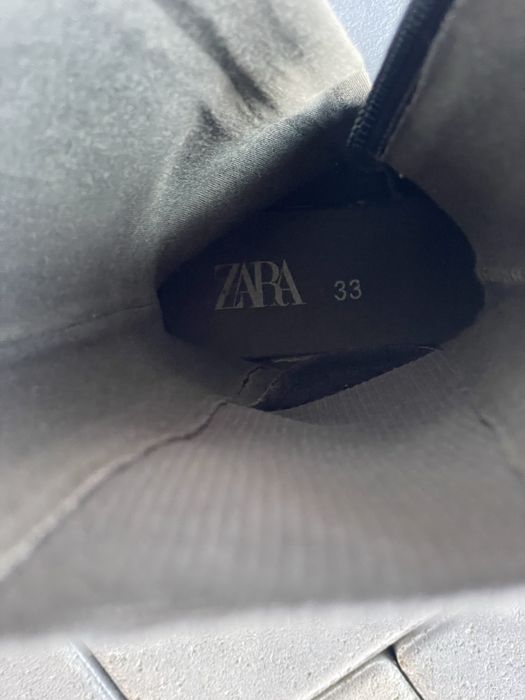 Чобітки ZARA для дівчинки