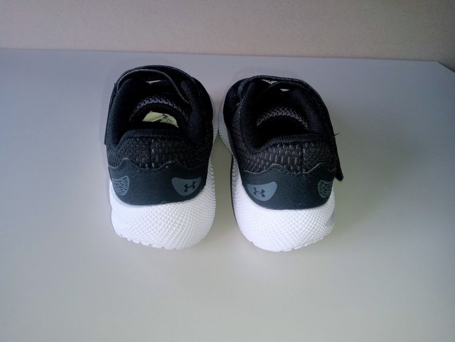 Under Armour nr 29.5--19 cm
