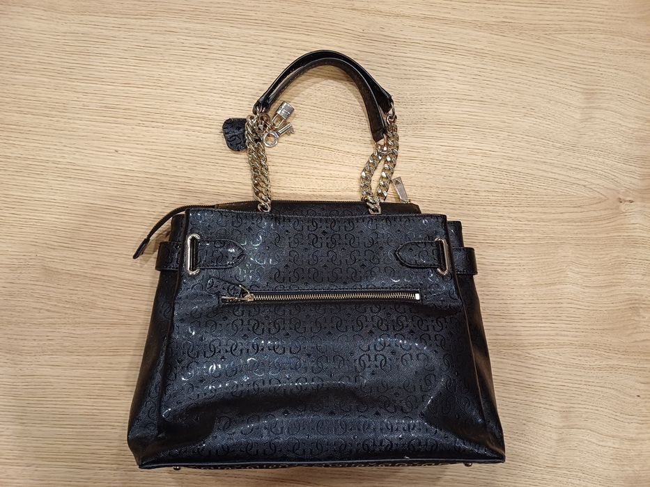 Carteira Guess como nova