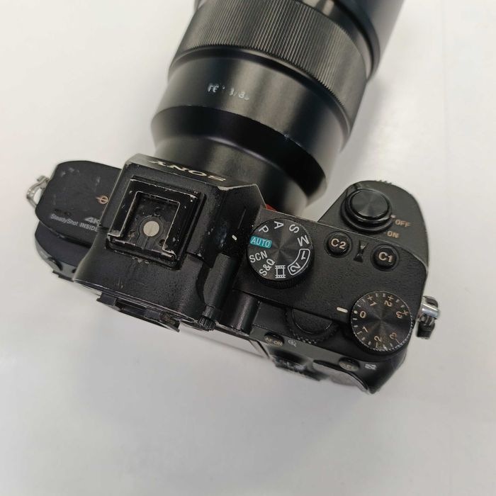Фотоапарат Sony Alpha A7 III (ILCE-7M3) + об'єктив Sony FE 1.8/85
