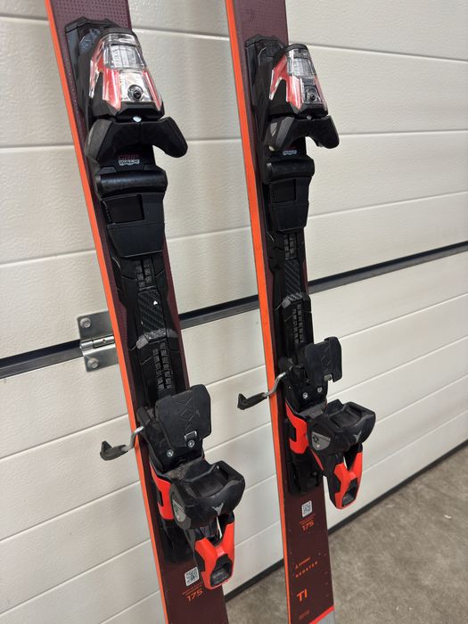 Narty Atomic Redster TI 175 cm 2023