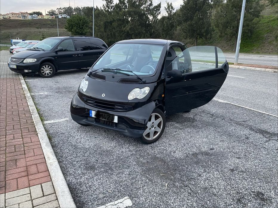 SMART COUPE em bom estado (POUCOS KMS)