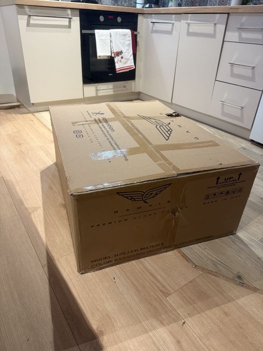 NOWY Fotel GAMVIS Elite 2.0 Pro XL | nieużywany | OKAZJA