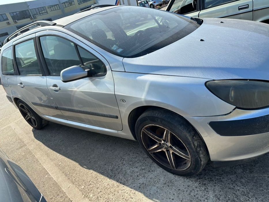 Peugeot 307 1.6Hdi de 2004 para peças