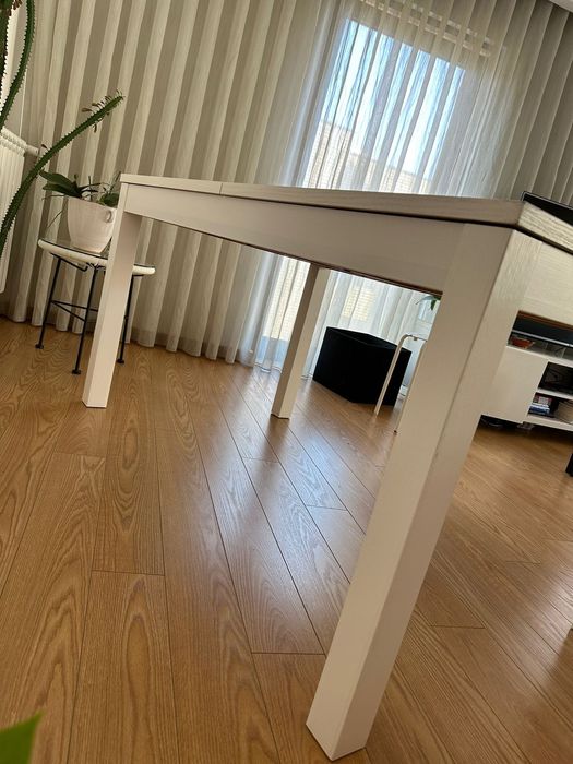 Mesa de jantar / sala de estar