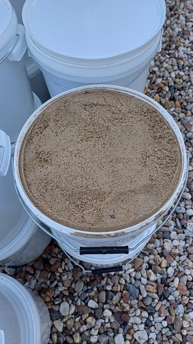 Żwir w wiadrach po 25 kg