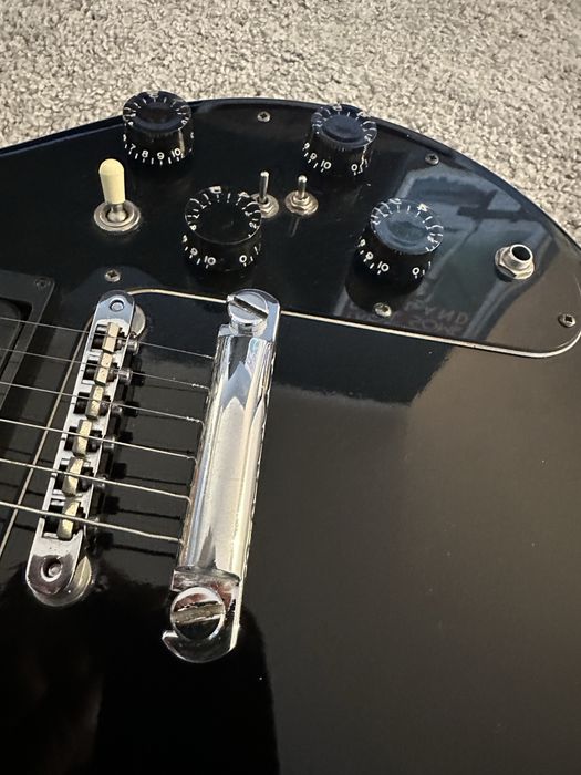 Guitarra Gibson Sonex - 180 Deluxe (1981) USA