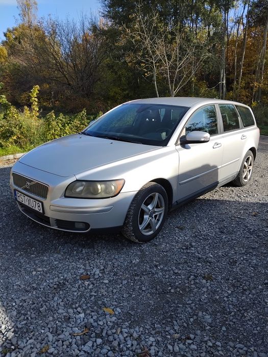 Volvo V50
