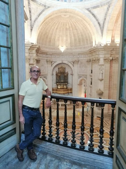 Explicações de: Matemática/Geometria Descritiva/Física/Engenharia/Arqu