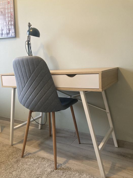 Biurko w stylu skandynawskim