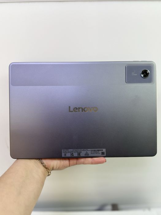 Планшет Lenovo Tab 8 8/128gb (на гарантии)