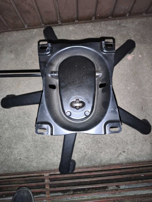 Podstawa fotela biurowego