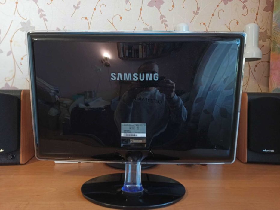 Монитор Samsung P2370 Sync Master
