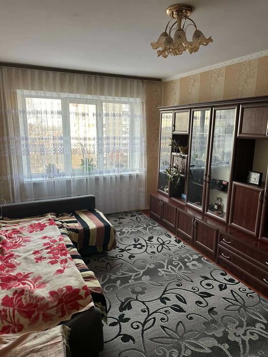 5-кімнатна квартира