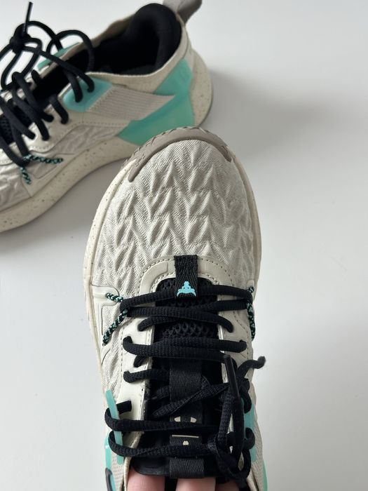 Кросівки under armour