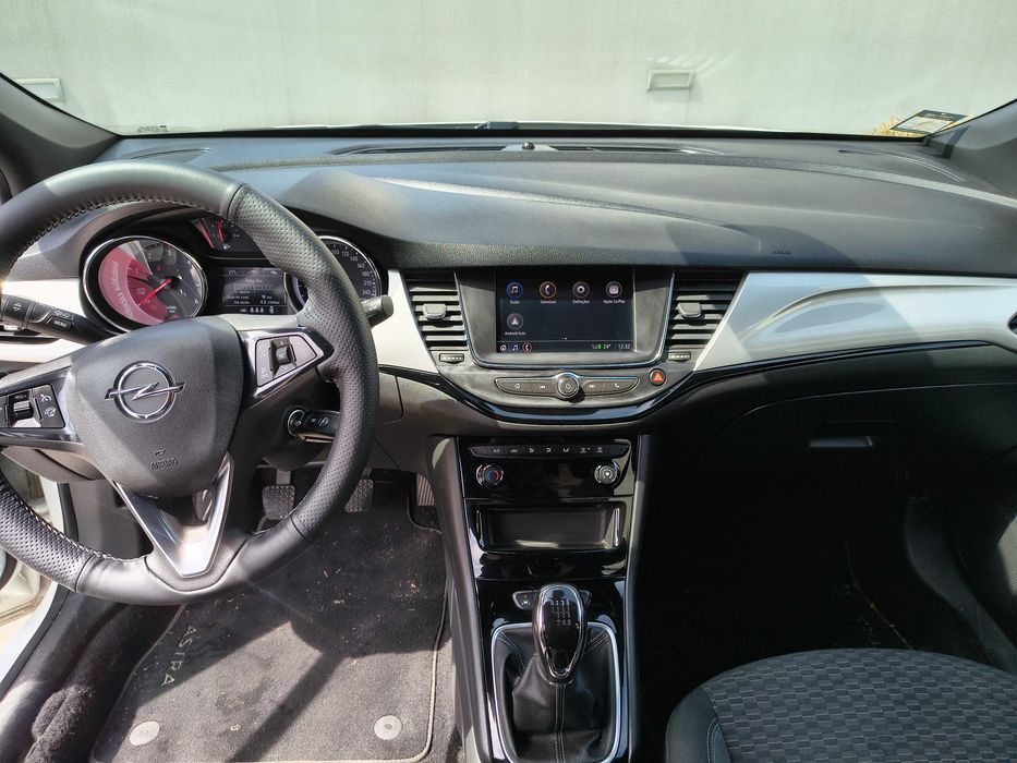 Opel Astra Sports Tourer 1.5 D S&S | 2020 | 166.000 km | Consumos < 4.5L | Impecável — photo 5
