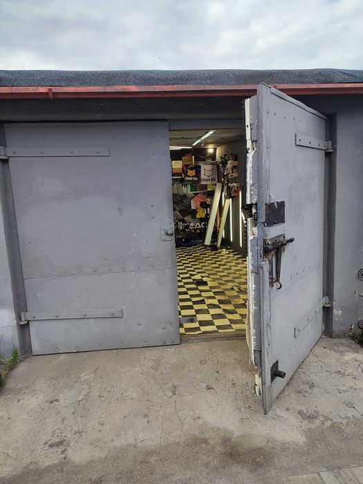 Garaż murowany 23 m² z klimatyzacją przenośną - Widok 4