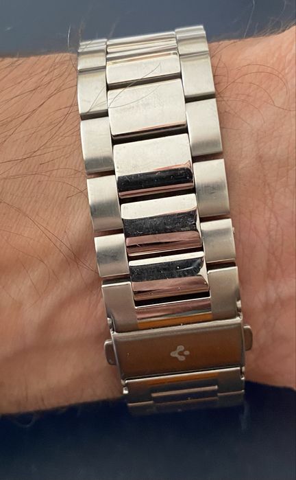 Pulseira em aço para o Apple Watch (49/45/44/42mm)