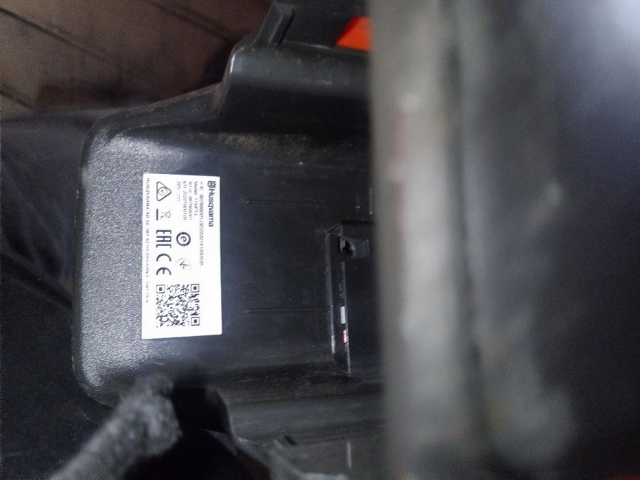 Podkrzesywarka Husquvarna 115iPT4