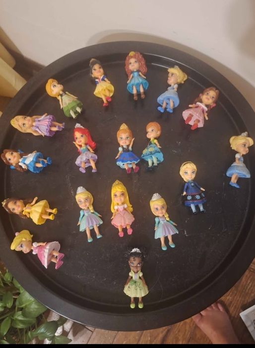 Bonecos da Disney
