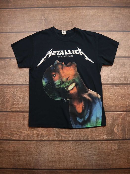 Metallica moth Flame tshirt black czarna koszulka z krótkim rękawem