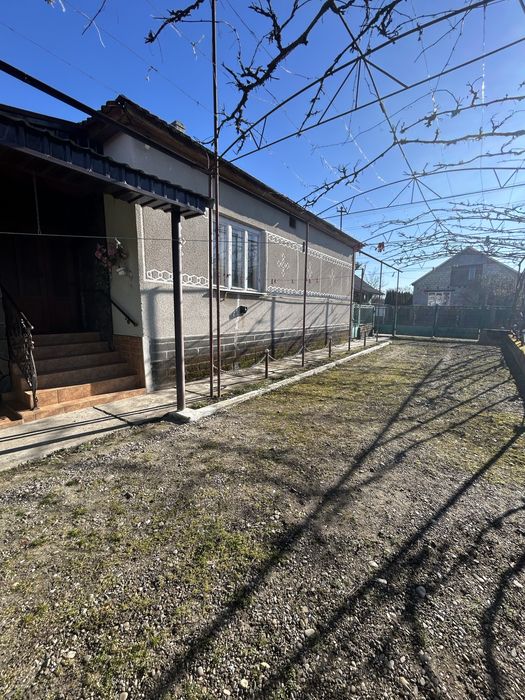 Продається будинок в Закарпатській обл. с. Дротинці