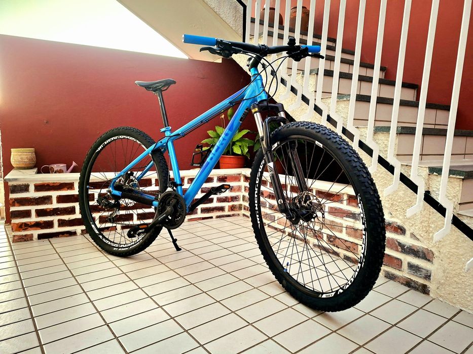 Berg  Trailrock 29" com UPGRADES