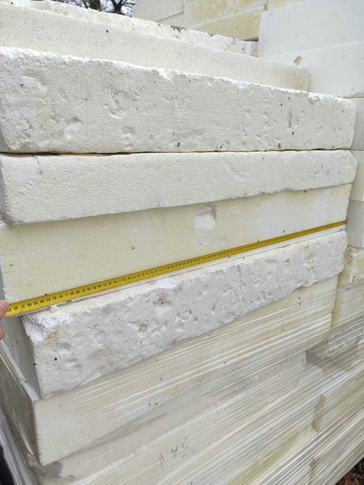 Styropian dachowy , spadki . Pozostałości po budowie