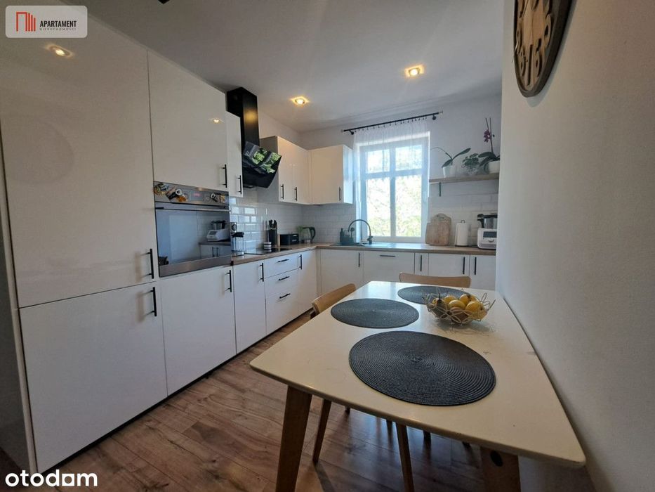 82 m2/4 pokoje/klimatyzacja/blisko Pkp