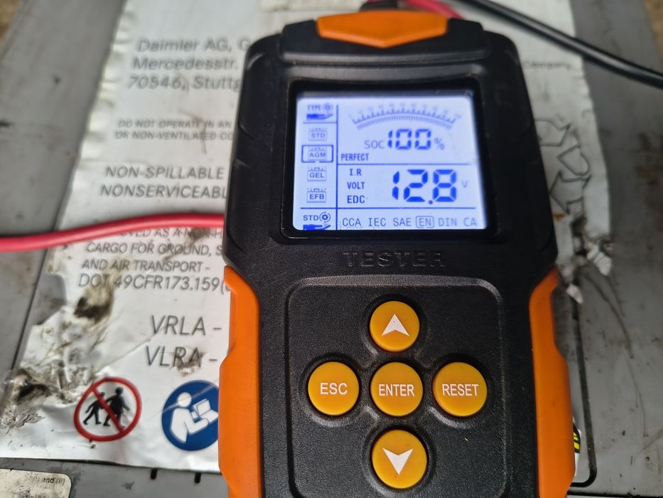 Akumulator Agm Mercedes 220Ah 1150A idealny na bank energii.