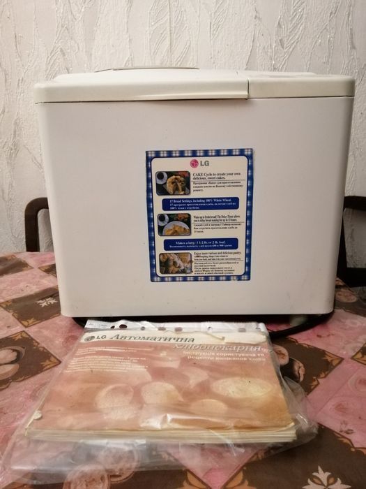 Хлібопічка LG HB-152СЕ