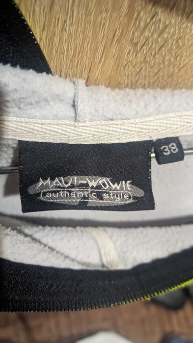 Кофта для дівчинки.