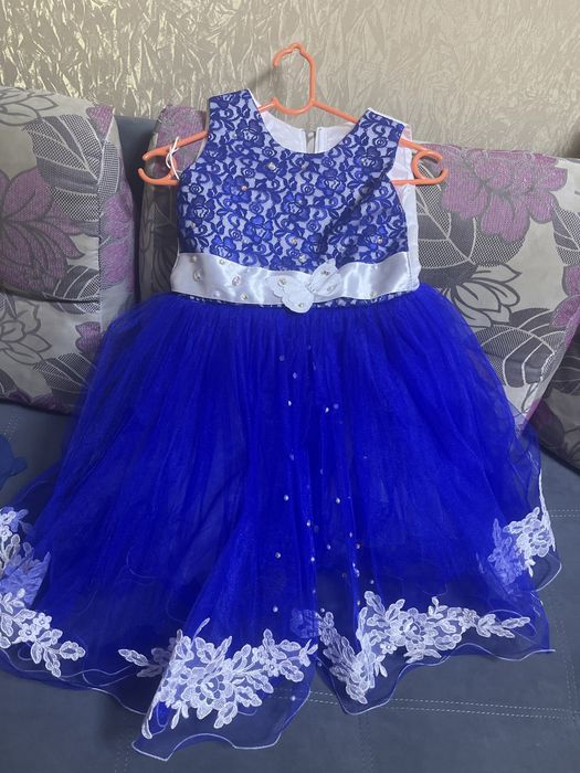 Святкове сукня для дівчинки