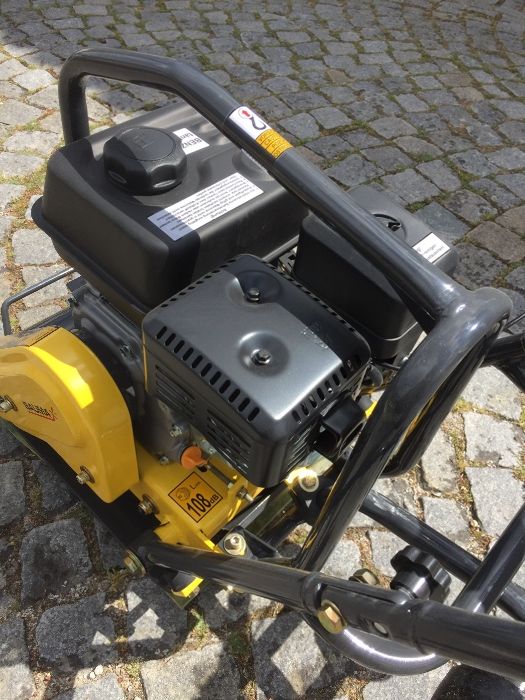 Placas compactadoras