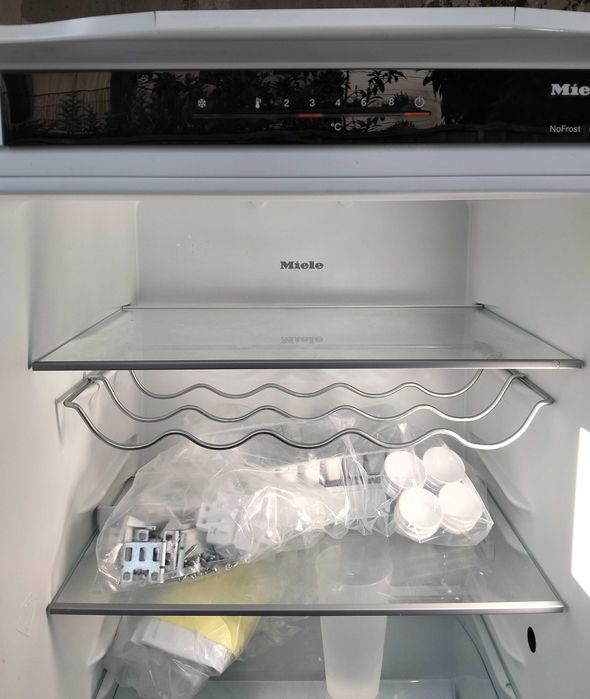 Combinado de encastre Miele Modelo KDN 7724 e active