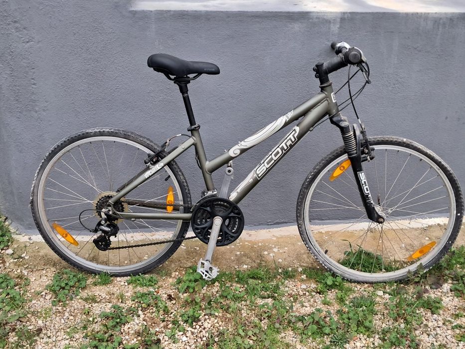 Vende-se bicicleta Scott 250€