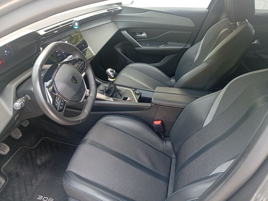 Carrinha Peugeot 308 SW Allure pack em ótimo estado